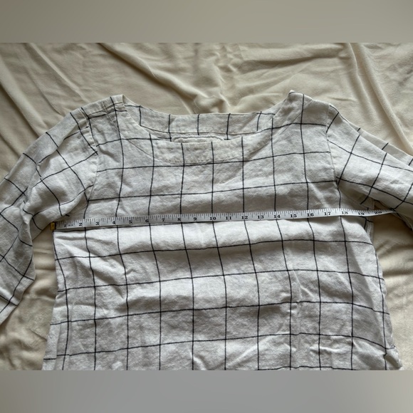 NotPerfectLinen Top - Picture 2 of 4